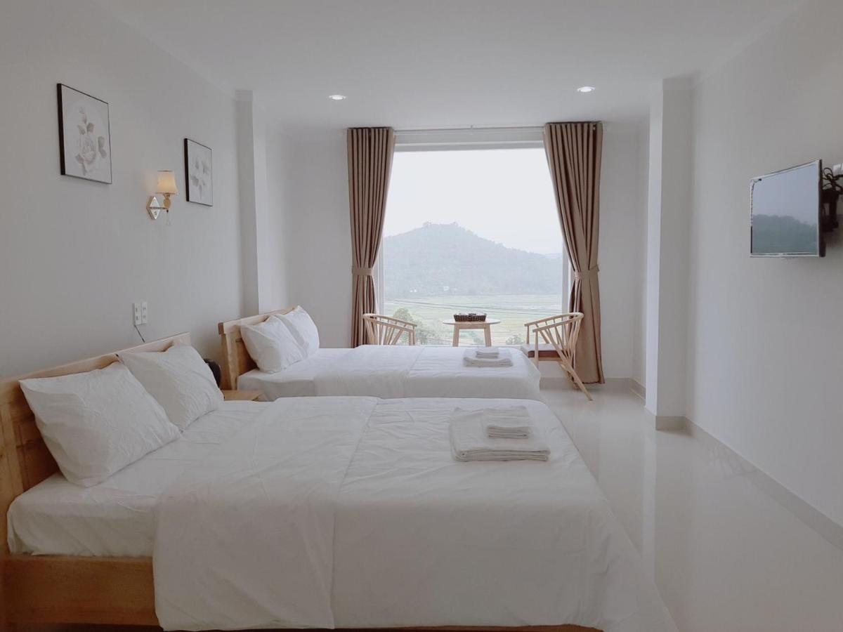 Minh Manh Hotel 2 Pleiku Luaran gambar