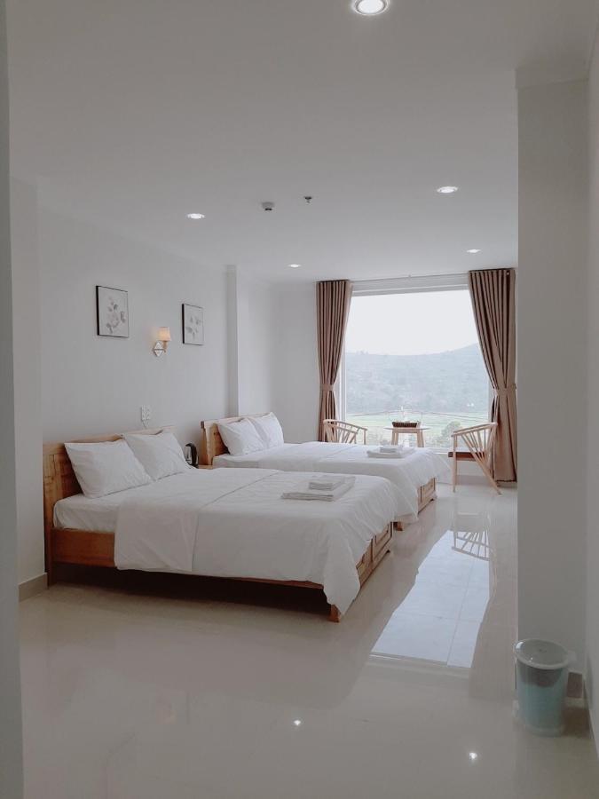 Minh Manh Hotel 2 Pleiku Luaran gambar