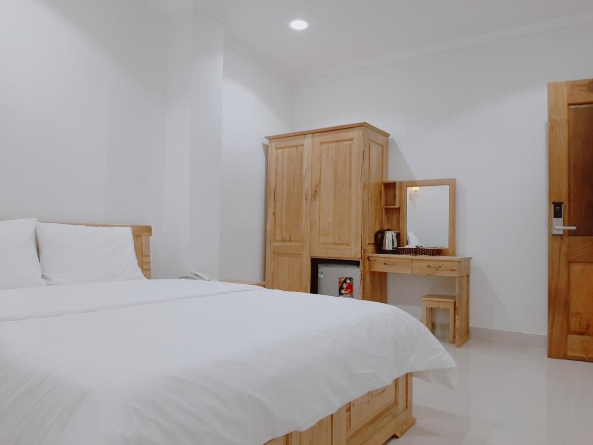 Minh Manh Hotel 2 Pleiku Luaran gambar